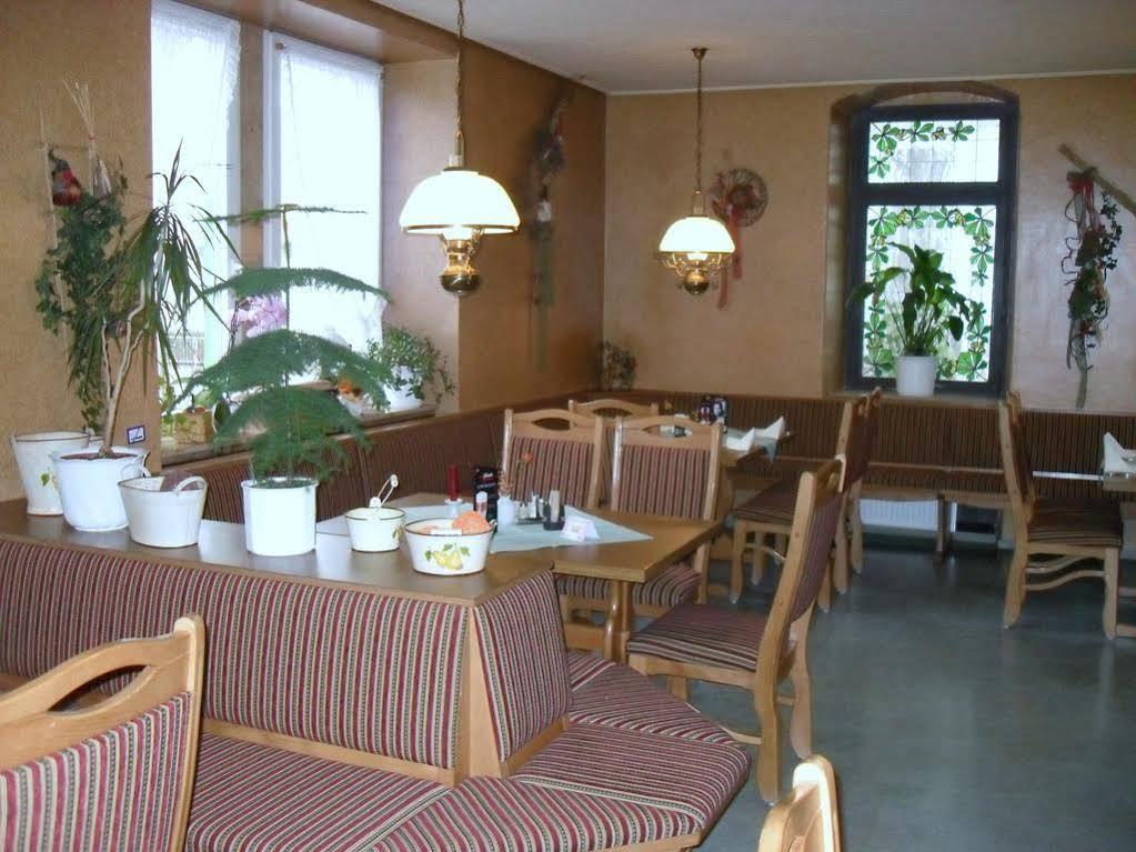 Hotel & Ristorante Positano Radeburg Экстерьер фото